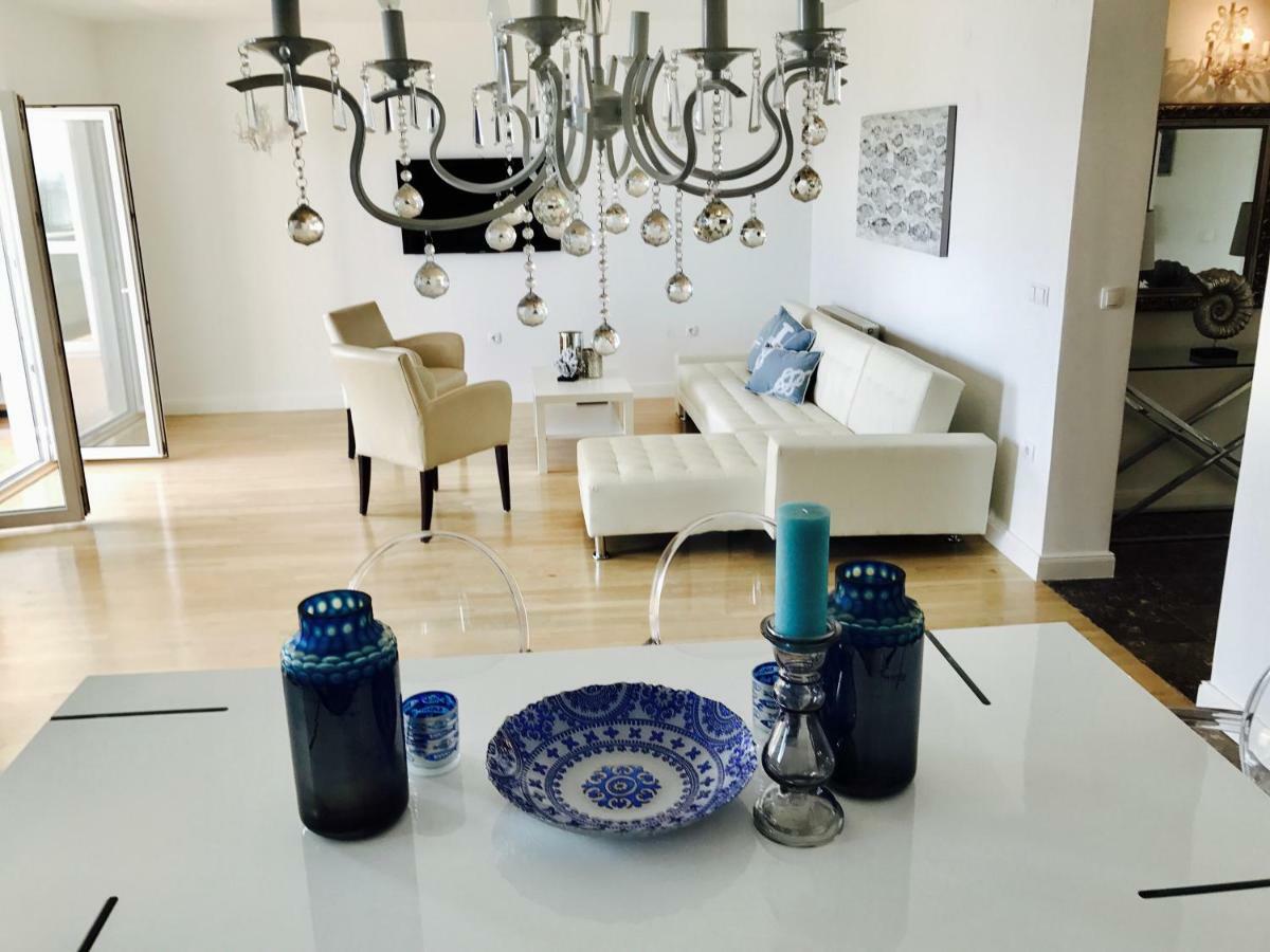 דוגי ראט Apartments Villa Lux מראה חיצוני תמונה