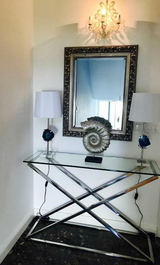 דוגי ראט Apartments Villa Lux מראה חיצוני תמונה