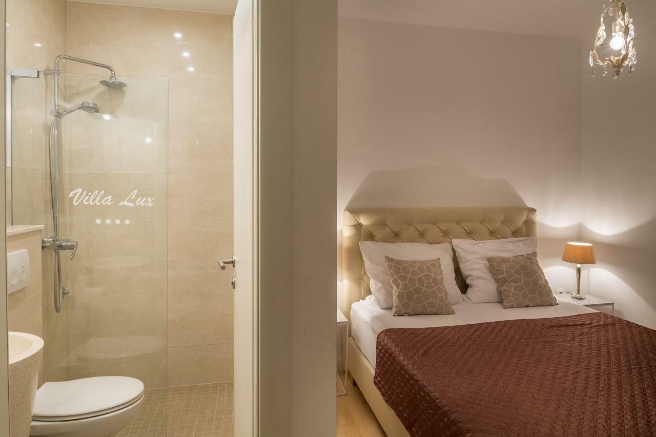 דוגי ראט Apartments Villa Lux מראה חיצוני תמונה
