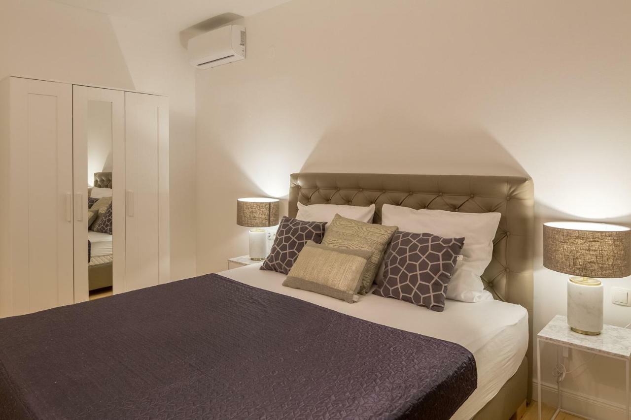 דוגי ראט Apartments Villa Lux מראה חיצוני תמונה