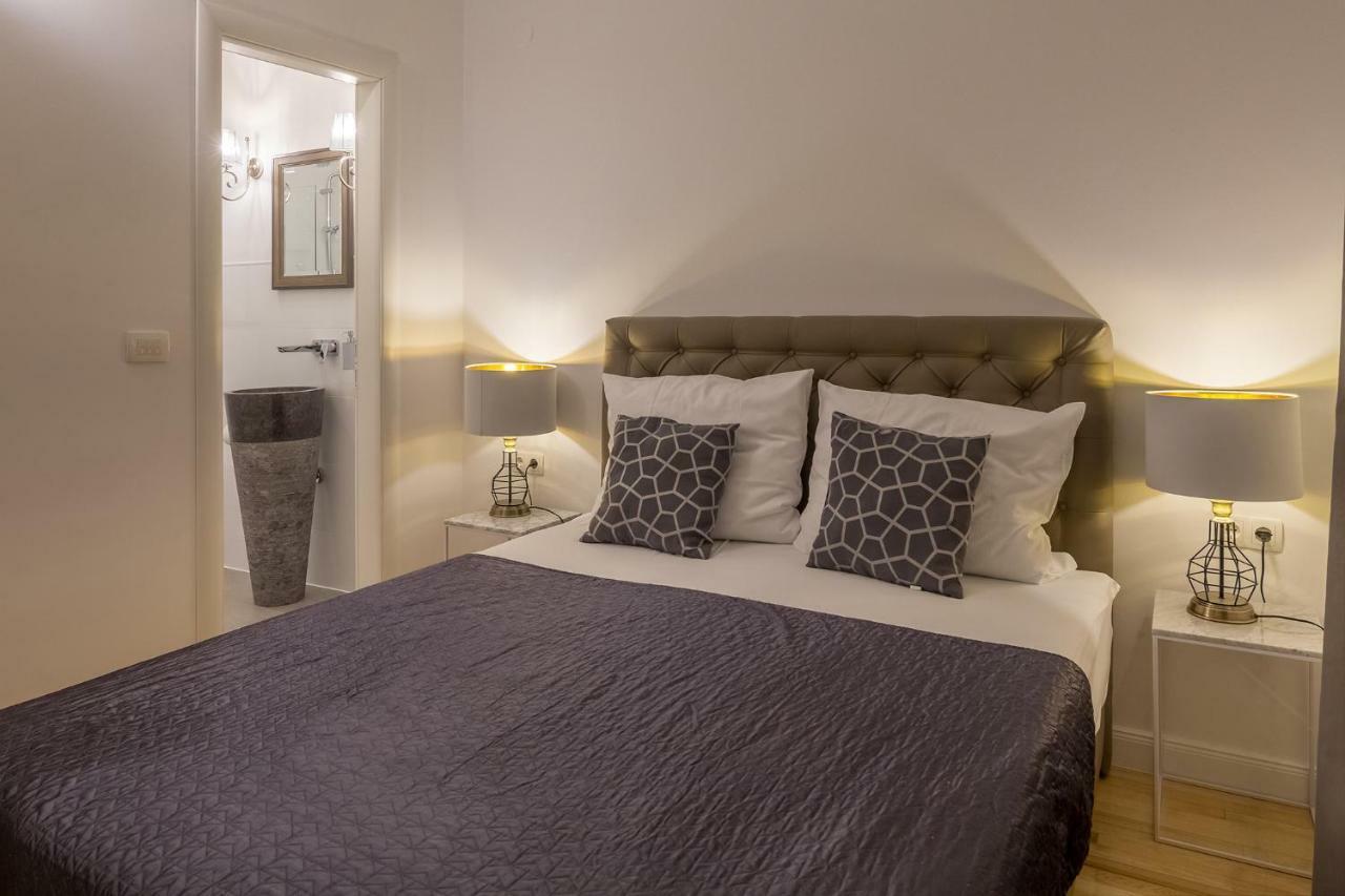 דוגי ראט Apartments Villa Lux מראה חיצוני תמונה